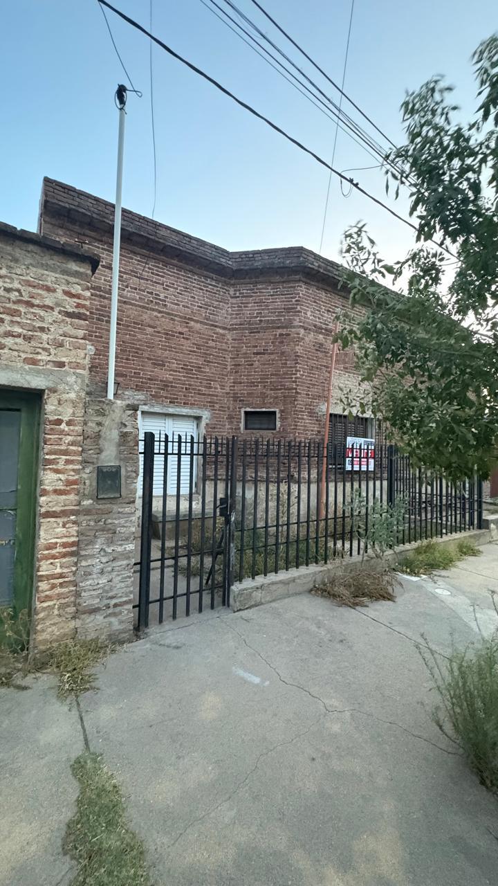 Casa en venta - Huinca Renanco - Cordoba — foto 2
